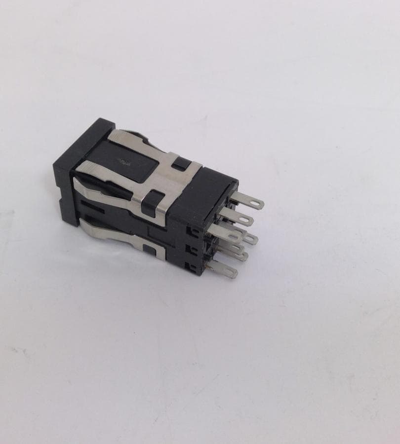 2100-8 SWITCH