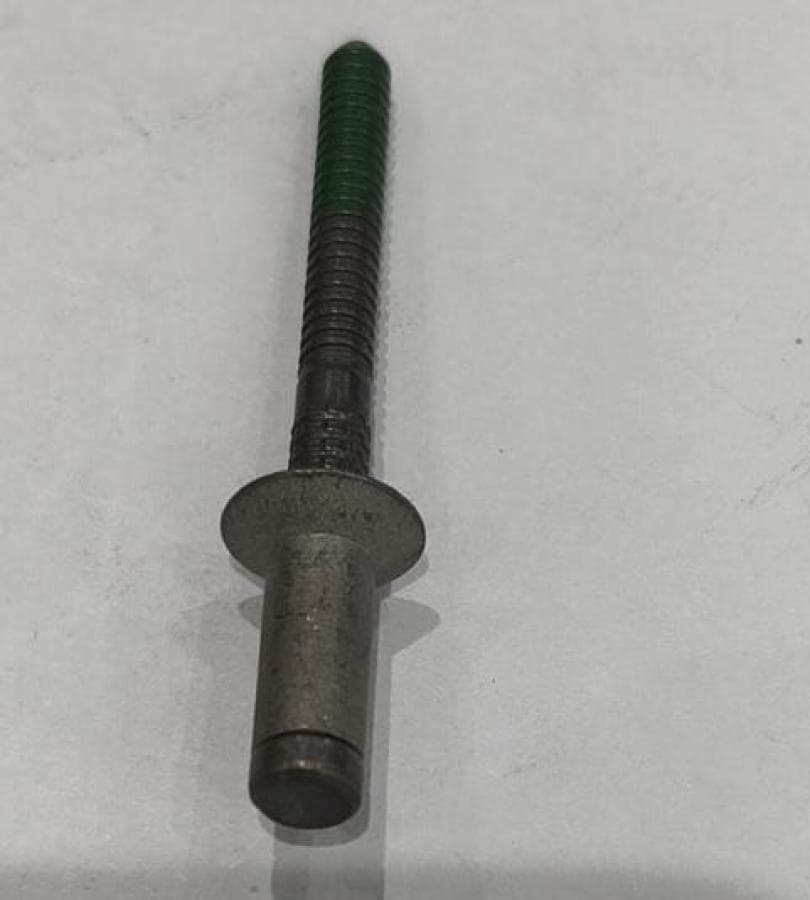 MS21140U0504 BOLT