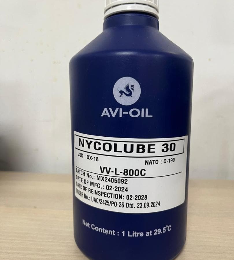 LUBRICATING OIL, PRESERVATIVE, WATER DISPLACING